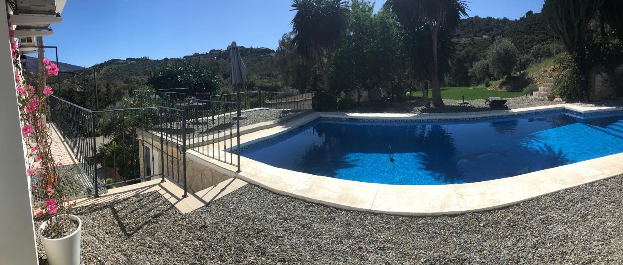 Penthouse Apartment, Cortijo Fruitful Hills Malaga Exterior photo